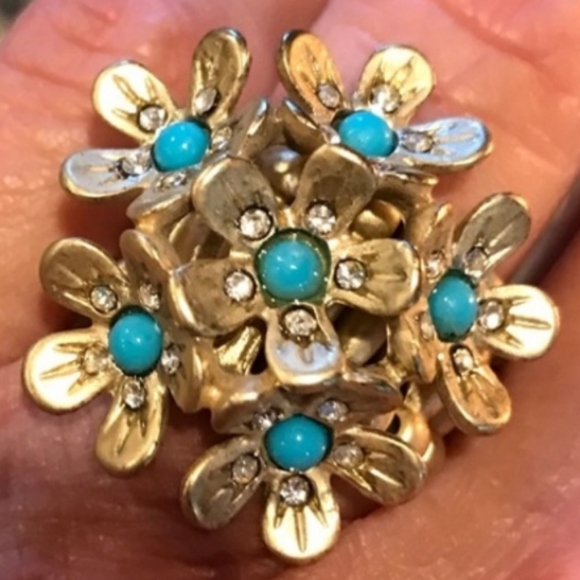 NWT Boho Floral Ring with Stretch Band Stocking Stuffer - Picture 3 of 4